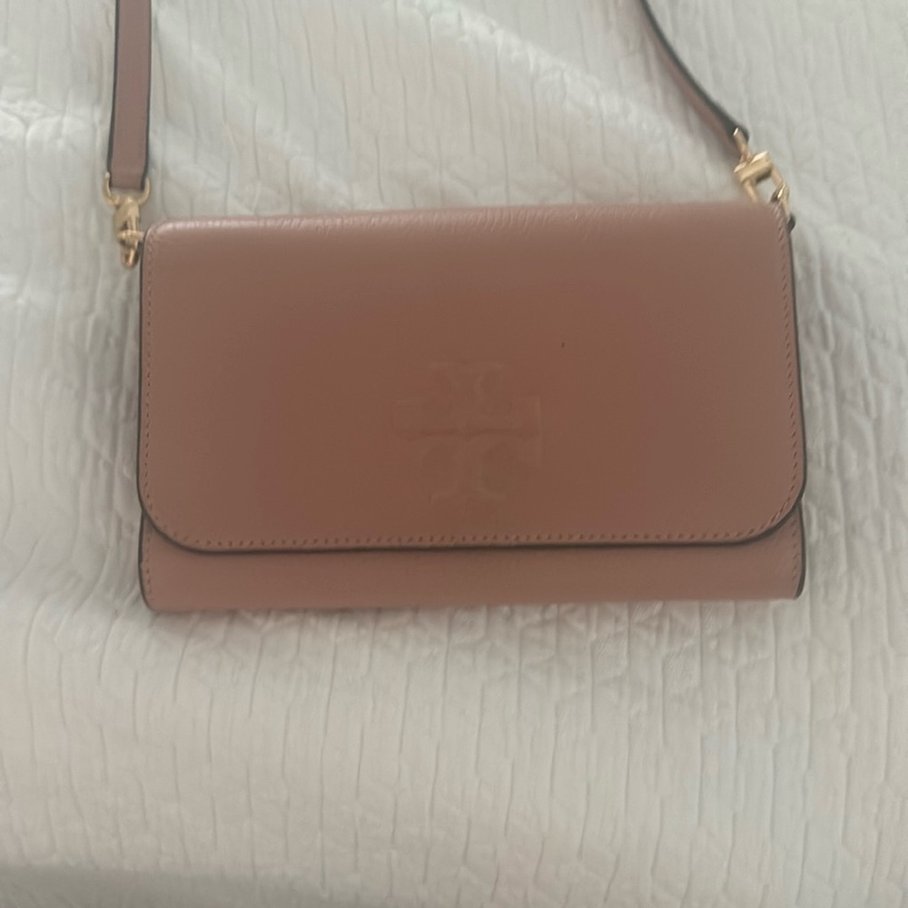 Tory Burch flat Crossbody wallet